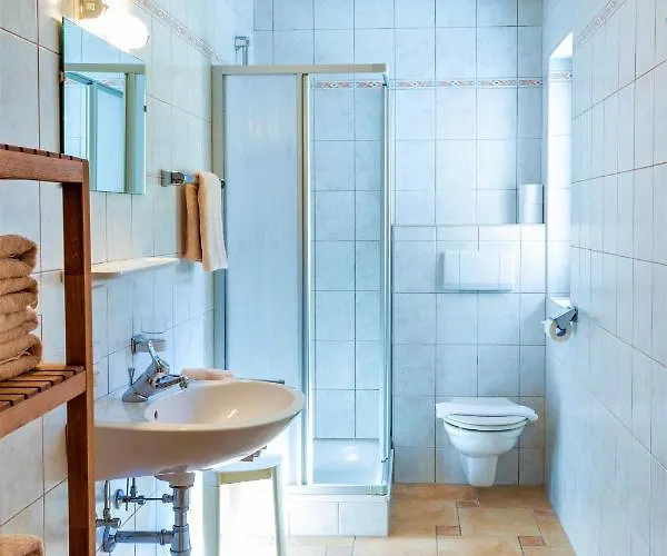 Schneider Bed & Breakfast 3*